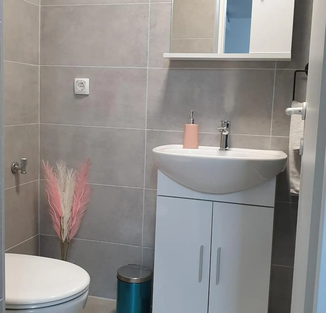 Apartment Apartman Basarac Gracac  Croatia